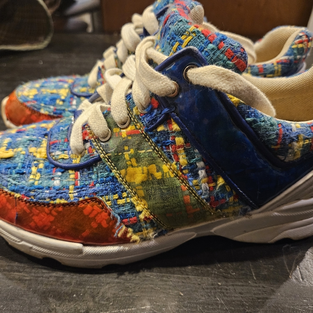 Chanel Tweed Multicolor Limited Edition Size 38.5.  Veey Nice - Picture 3 of 6